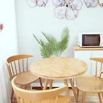 Unni House