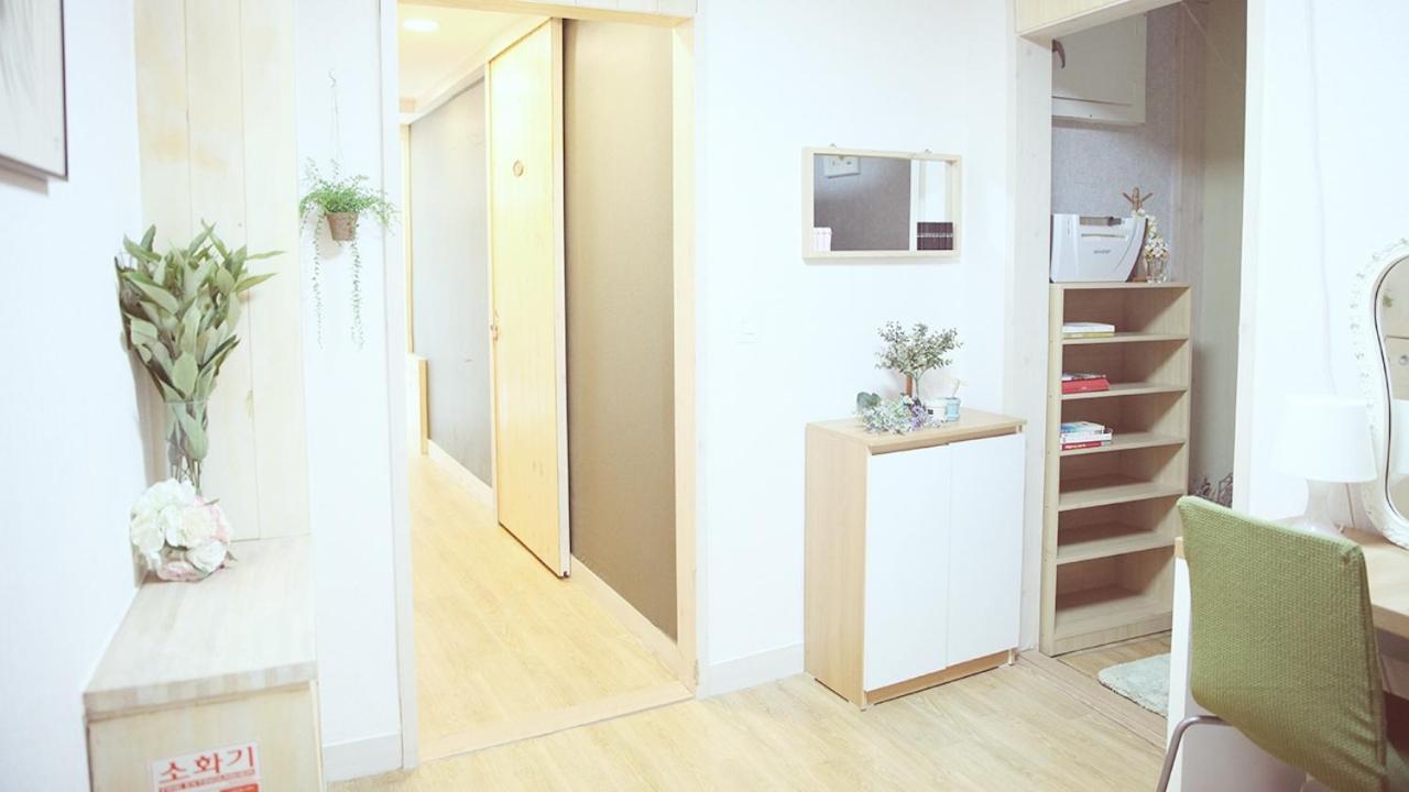 Unni House Hostel *