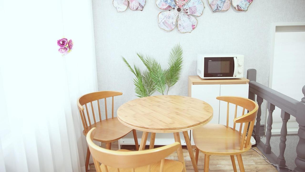 Unni House Hostel